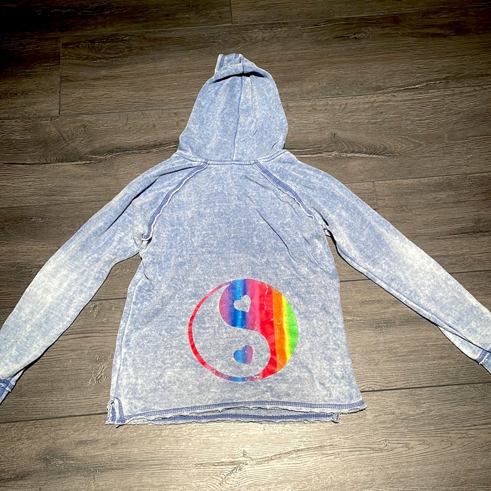 Random brand hooded sweatshirt size M faded blue with rainbow ying yang on back